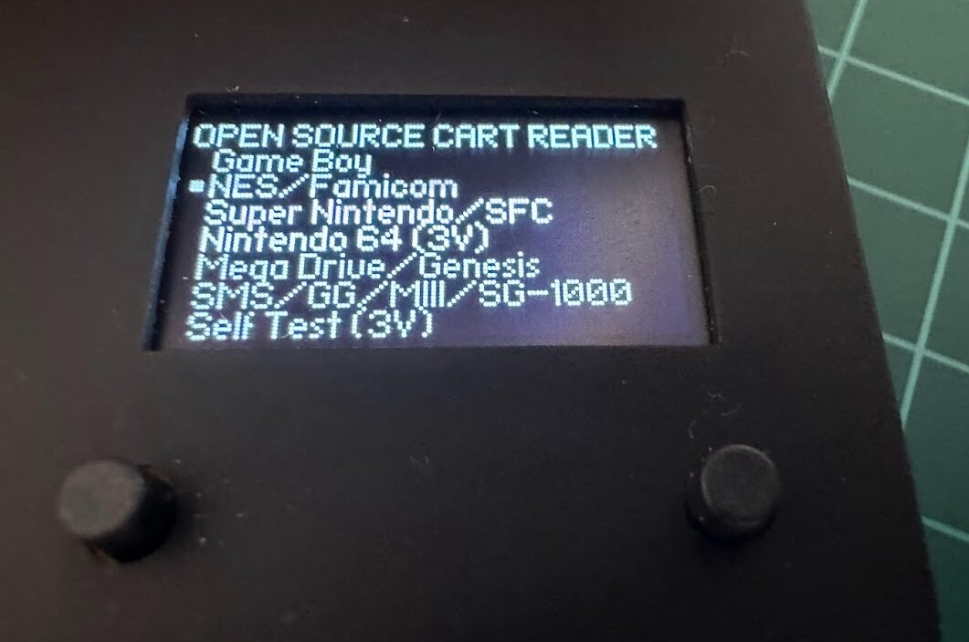 Retro Rom Readerの液晶画面